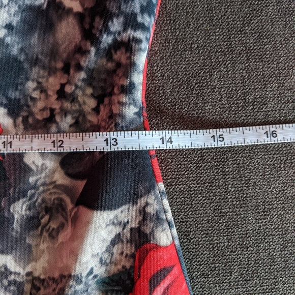 RW&CO BLACK/RED ROSE DRESS, SMALL - Picture 5 of 9